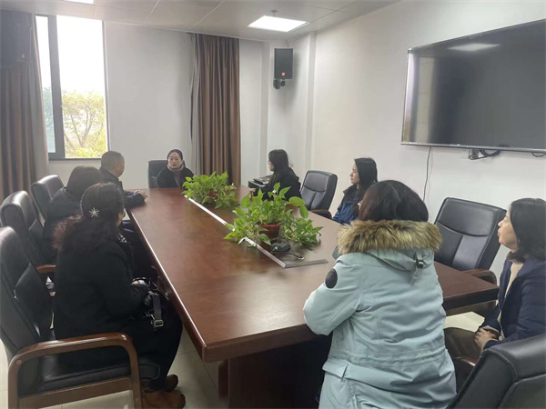 重庆市万州区伴神酿造有限公司走进渝东北具权威检测机构—重庆市万州食品药品检验所参观，学习！